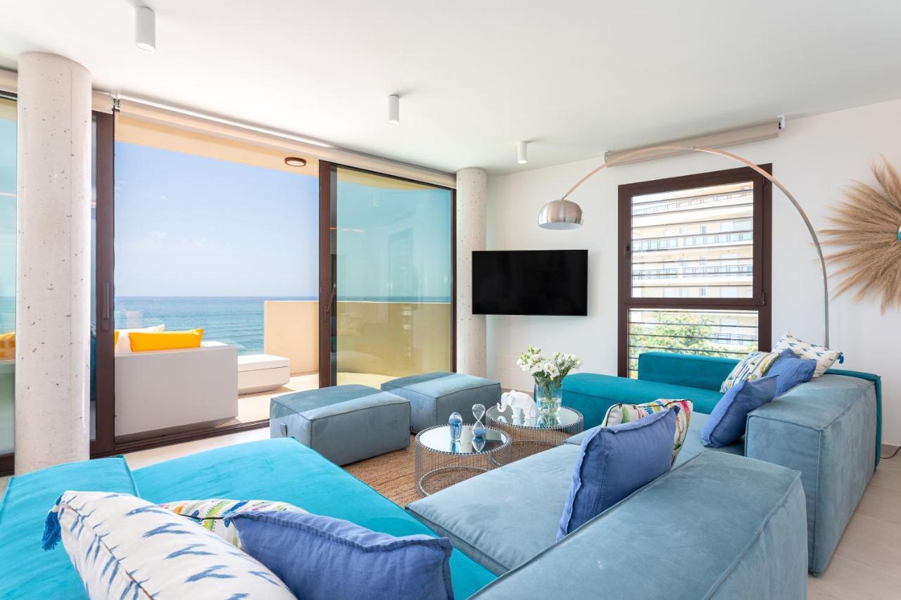בנאלמדנה Higueron Rental Beach Club Suites מראה חיצוני תמונה