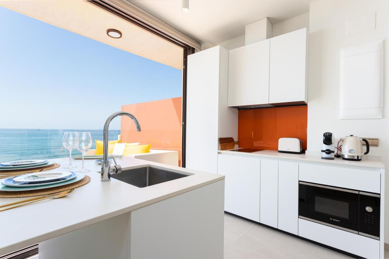 בנאלמדנה Higueron Rental Beach Club Suites מראה חיצוני תמונה