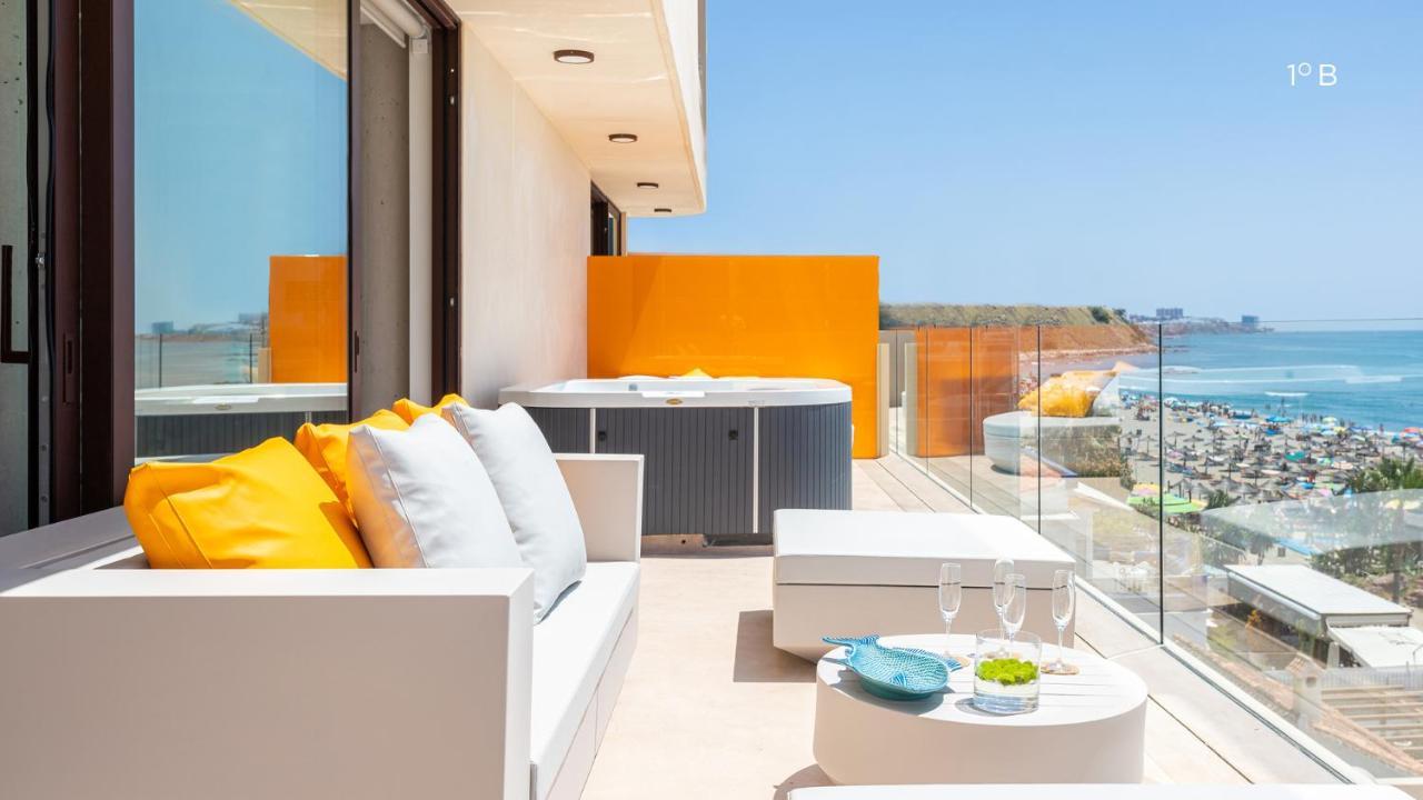 בנאלמדנה Higueron Rental Beach Club Suites מראה חיצוני תמונה