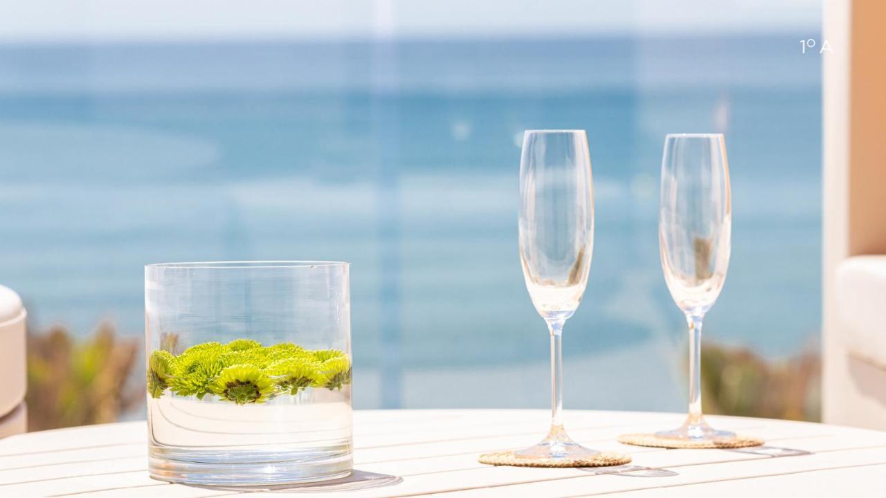 בנאלמדנה Higueron Rental Beach Club Suites מראה חיצוני תמונה