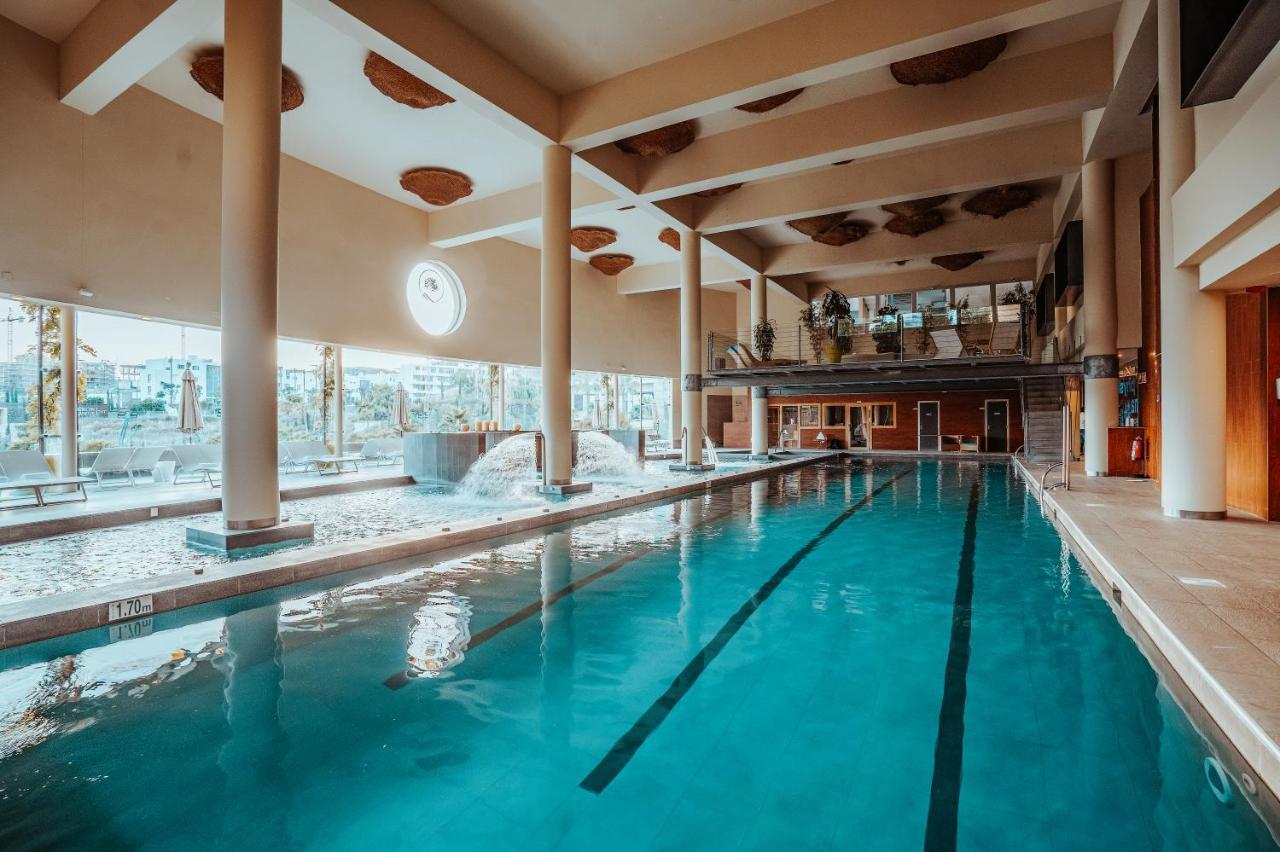 בנאלמדנה Higueron Rental Beach Club Suites מראה חיצוני תמונה