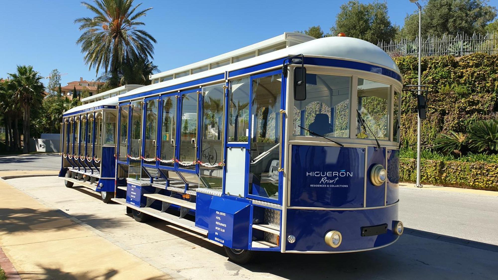 בנאלמדנה Higueron Rental Beach Club Suites מראה חיצוני תמונה